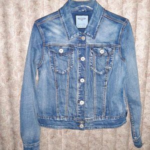 EUC Blue denim jacket size Large Carreli brand